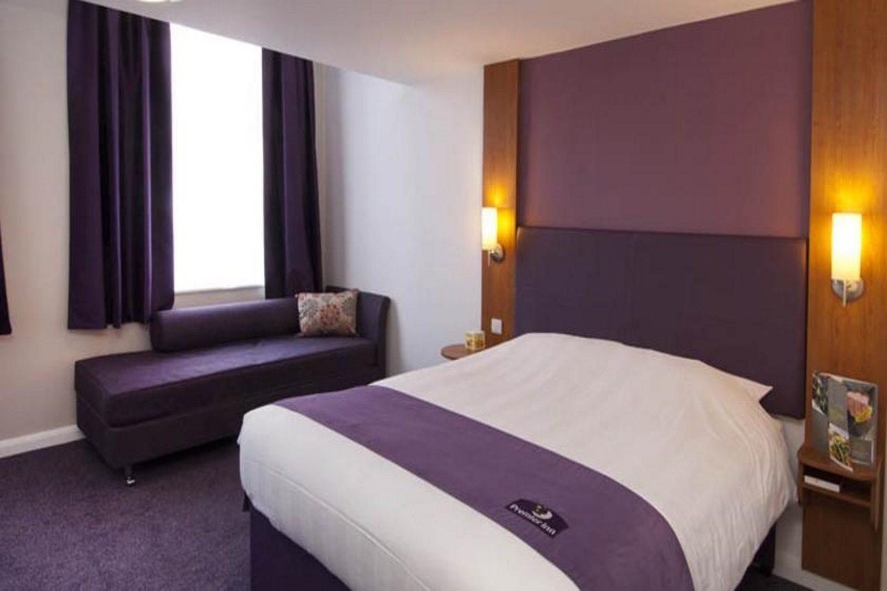 Premier Inn Poole North Eksteriør bilde